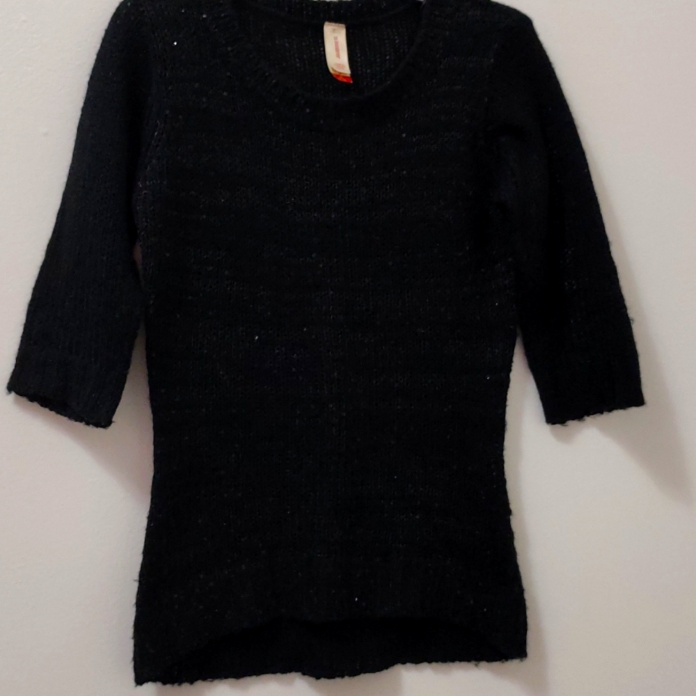Black long sleeve shirt
